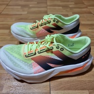 New Balance Fuelcell SC Elite v4