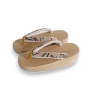 木曽檜舟形木屐 松煙染花緒