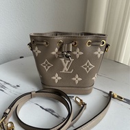 lv最夯的斑鳩灰水桶包Nano