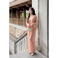 Women's silk dharma dress, Giian temple ceremony outfit, traditional long-sleeved turtleneck design,