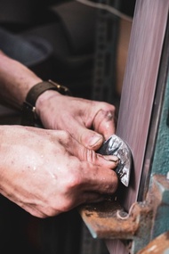 自己做一把刀・野外求生刀製作・1 天