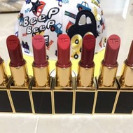 tf黑管唇膏。