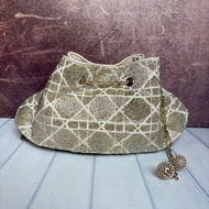 Dior Dream 珠飾抽繩水桶包 金色