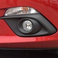 Car Front Bumper Fog Lamp Frame, Front Fog Lamp Cover, Fog Lamp Grille Trim for Mazda 3 Axela 2014 2015 2016