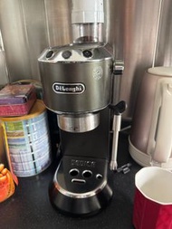 Delonghi 咖啡機 ec685