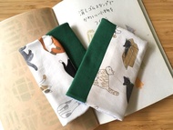 Bugoo 媽媽揹袋 口水巾 貓咪綠了