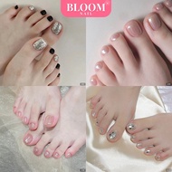 Nail Box Fake Nails with Rhinestones and Charms Long Pink Black Upturned Nails Bloom Nail JX02