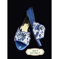 Size 4/ Eur 35/ 23cm: Peranakan Nyonya Open Toe Beaded Slippers (Kasut Manek)