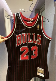 Mitchell & Ness Michael Jordan Chicago Bulls 1996-97 Alternate Authentic NBA Jersey 球員版 刺繡 NBA Jerse