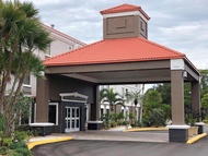 Comfort Inn & Suites Bradenton North I-75