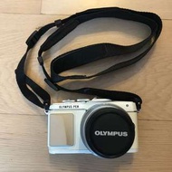 OLYMPUS PEN Lite E-PL7