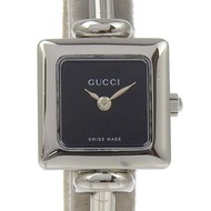 【日本直送】Gucci GUCCI 手鐲腕錶 1900L 不鏽鋼 石英 指針式顯示 黑色錶盤 女仕【二手】