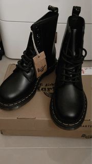 Dr Martens 1460 smooth leather  nappa