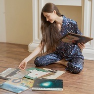 ชุดนอน Vana ลาย Tiny flowers ผ้าซาติน