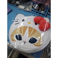 Hello Kitty Cat Fossant Fluffy Styling Clutch 7-Eleven Redemption Product