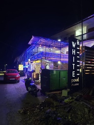 White Pearl Homestay