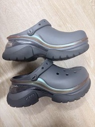 crocs Women's Super Bae Clog