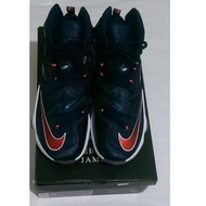 LeBron XIII USA US10 小皇帝LeBron James第13代籃球鞋 美國隊配色，僅有一雙