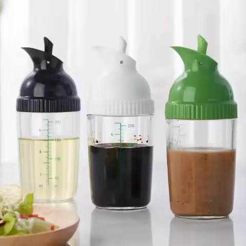 News Kitchen Gadget Leakproof Salad Dressing Shaker 200ml Bottle 2025 with Scales Mixer Universal Ea