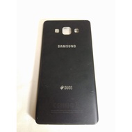 SAMSUNG A700F GALAXY A7 BACK COVER, BLACK, GH96-08413B USED  (S 88)