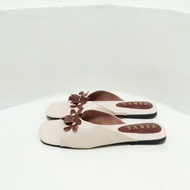 AG1 Widuri Flatsandals