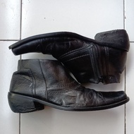 Leather shoes, loafers, office shoes, cowboy shoes, chelsea boots, size 41