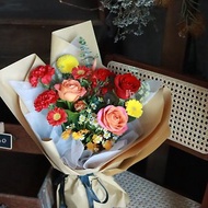 紅橘特調 玫瑰 迷你非洲菊 康乃馨 鮮花花束/限台中地區