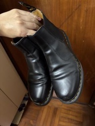 Dr Martens Chelsea boots