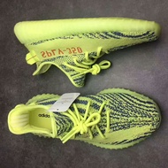 【Highest version】 Yeezy 350 Boost V2 Kanye West / breathable mesh running shoes couple sports shoes