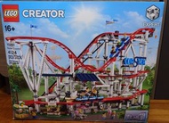 LEGO10261