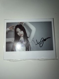 yuna signed itzy yuna簽名