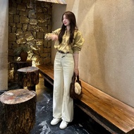 Soft beige cream straight jeans