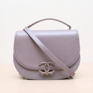 CHANEL(香奈兒) 灰色  24開 金扣 古巴系列 翻蓋馬鞍包