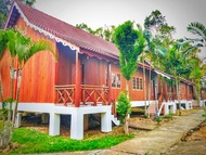 瓜拉丹那獨棟住宅套房 - 25平方公尺/1間專用衛浴 (Kampung Style Wooden Chalet @Mochi TamanNegara)