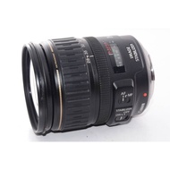 Canon EF 28-135mm f / 3.5-5.6 IS USM Camera Lens