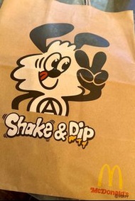 全新：限量 官方 珍藏 麥當勞 m記 verdy 公仔 玩具 黑色 白色  薯條 漢堡包  白色 細紙袋 紙袋 shark shark袋 紙袋 雙面 雙面紙袋