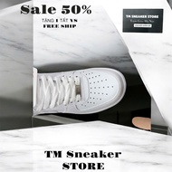 Aj1 white low-cut sneakers for men and women