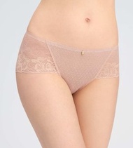 黛安芬 - 塑形蕾絲中腰平腳內褲 (米/膚色)