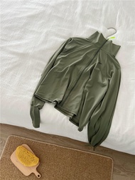 ไนลอนผ้าไหมน้ําแข็งผู้หญิง UPF50 + เสื้อแจ๊กเก็ตป้องกันแสงแดดแขนยาวคอปกบางส่วนสําหรับการขี่จักรยานกล