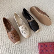 💯全新有單正貨代購💙收據配件全齊📦Tory Burch 平底鞋漁夫鞋🏷️貨品包括以下配件： ✅OUTLET專門店收據 ✅原裝雪梨紙包裝 ✅專櫃購物紙袋 ✅精美防塵袋 ✅紙皮盒入箱保護