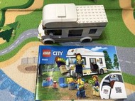無盒、有說明書【睿睿小舖】〔二手、缺件不補〕LEGO 樂高 積木 60283 如圖。