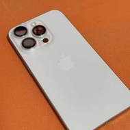 手機升級放售2手iPhone 15 Pro 白色 512GB $4700 無維修非常新淨
