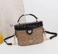 紫鑽🌟誠信商家🌟💜全新Coach Mini Camera Bag 手提包 黑棕 经典图案帆布 Size 19.5x10x13.5cm手袋 包包