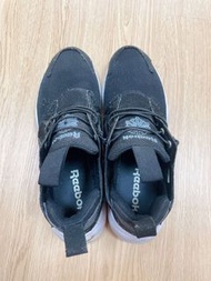 只有一雙《售完就沒》Reebok 黑色經典鞋款 黑色鞋子 休閒鞋