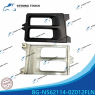 NISSAN CD4 GWB4B BUMPER GARNISH LH RH