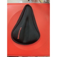 GIANT bicycle saddle cover