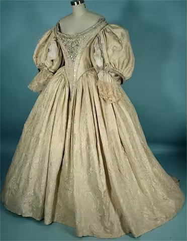 Historical 17th Century Costume 1600s Dress Victorian Baroque Royal Queen Costume Antique Dress Ball