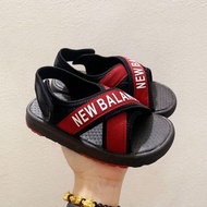 New Balance兒童涼鞋