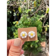 Cute And Clear White Daisy Earrings Plug Earrings Earrings for Women Subang Telinga Subang Emas 916 