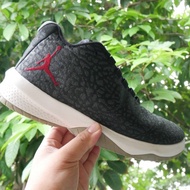 sepatu pria sneakers original Jordan Bfly